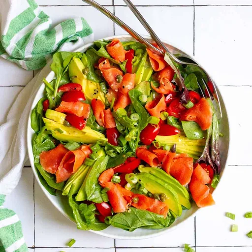 Ensalada de salmón ahumado