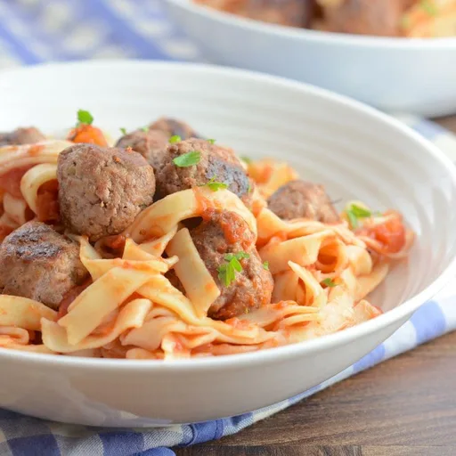 Albóndigas en salsa de tomate