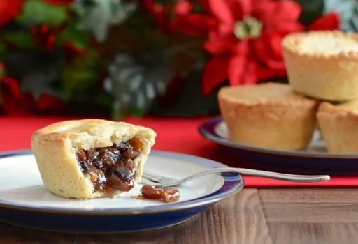 Traditional Deep-Filled Mince Pies