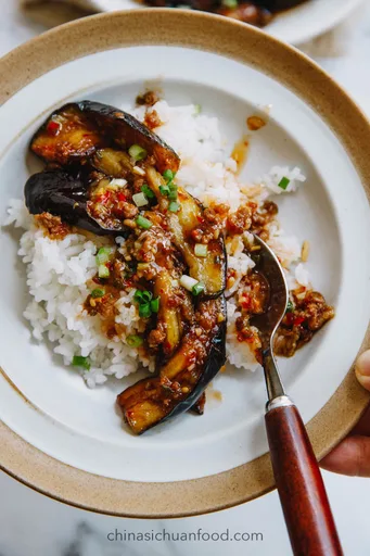 Yu Xiang Qie Zi (Berenjenas al estilo de Sichuan)