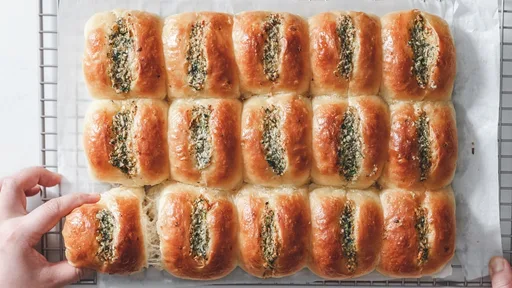 免揉大蒜餐包＋大蒜奶油醬 / No Knead Garlic Dinner Roll, Extra Garlicky!
