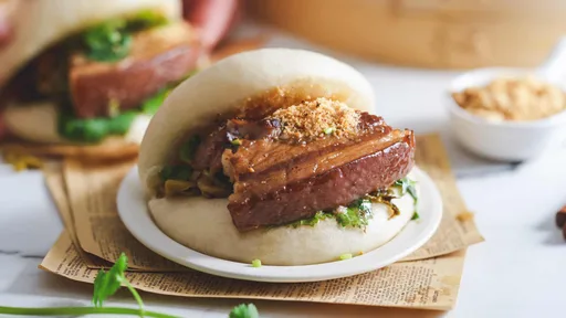 超鬆軟奶香刈包 / Fluffy Gua bao (Taiwanese Pork Belly Bun)