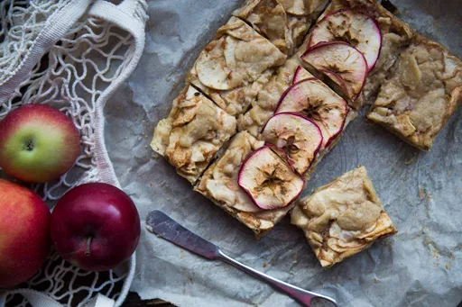 Carrés aux pommes &raquo; Cinq Fourchettes