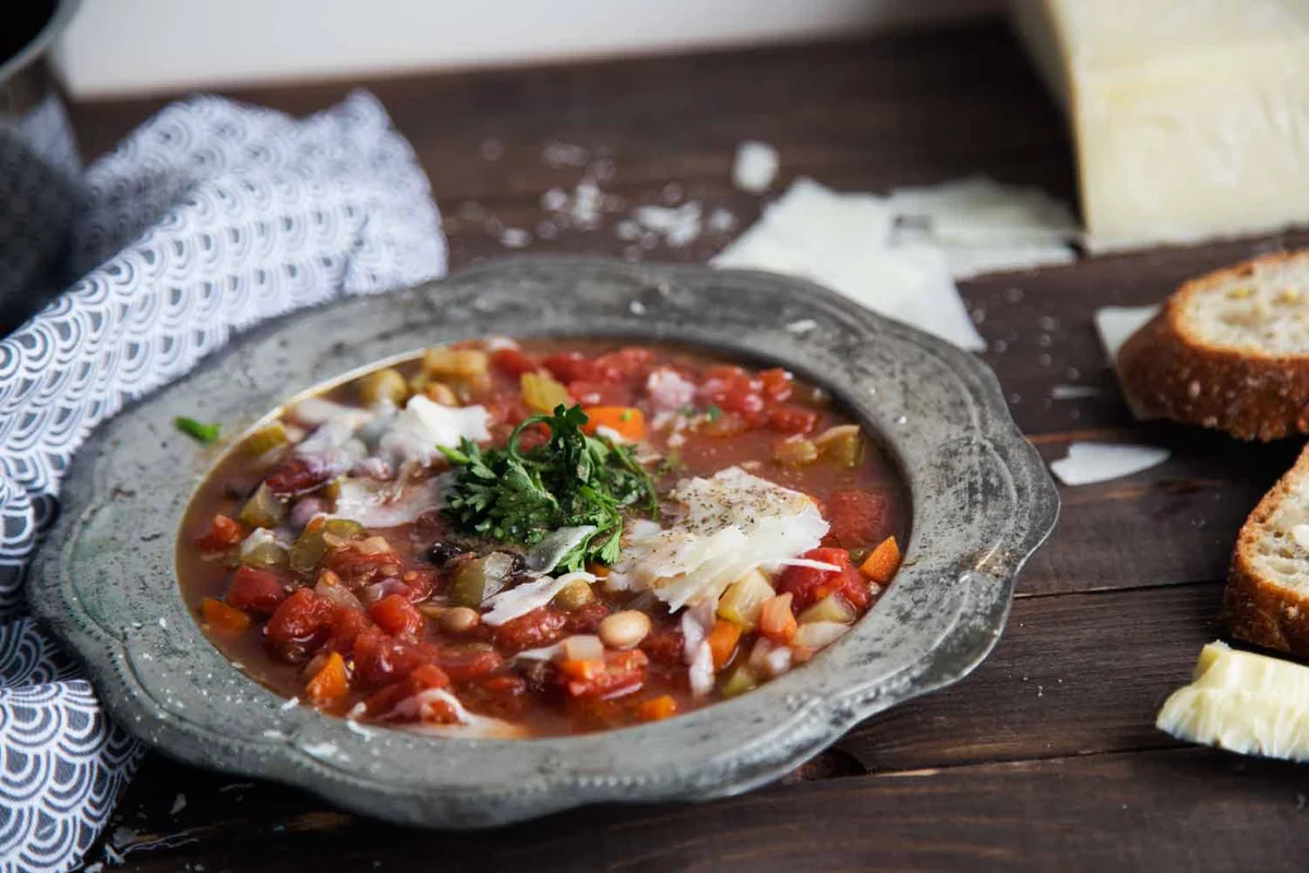 Soupe aux légumineuses soutenante » Cinq Fourchettes