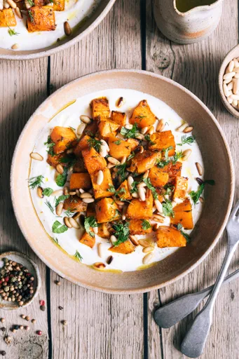 Patate douce rôtie au miel et ricotta fouettée