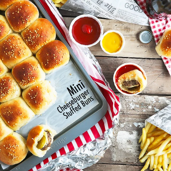 Mini Cheeseburger-stuffed Buns