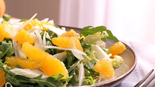Ensalada de escarola y mandarinas