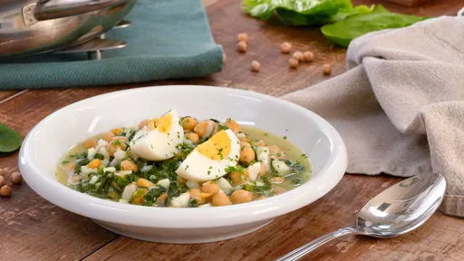 Garbanzos con espinacas y bacalao
