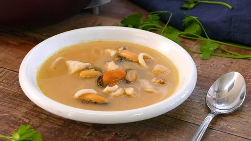 Sopa de pescado y mejillones, una receta fácil y muy sabrosa