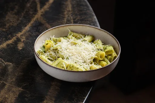 Receta de rigatoni con pesto de rúcula