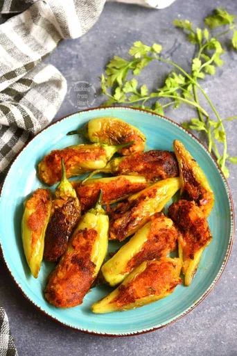 Aloo Bharwan Mirchi | Aloo Bhareli Mirchi Recipe | Stuffed Chilli Peppers