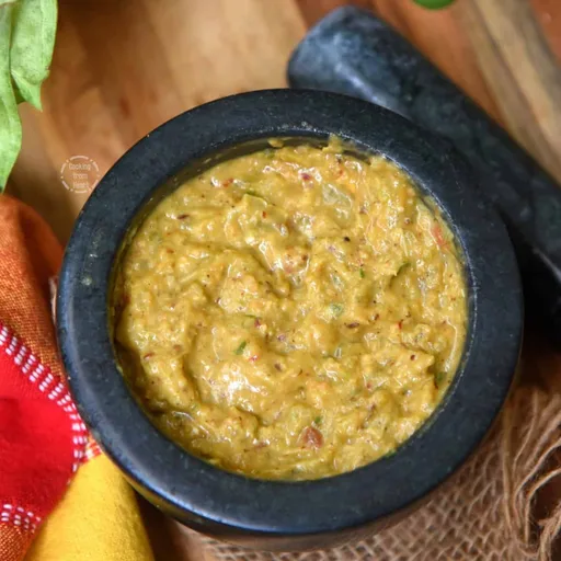 Andhra Style Green Tomato Chutney | Pachi Tomato Pachadi