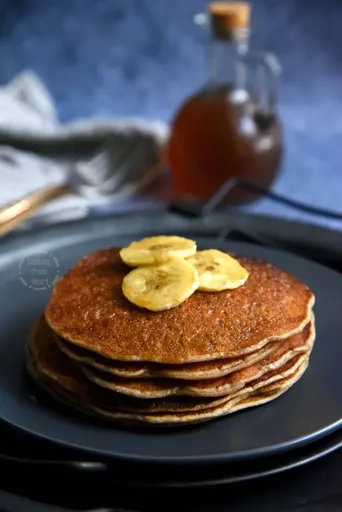 Panquecas integrais de banana sem ovos