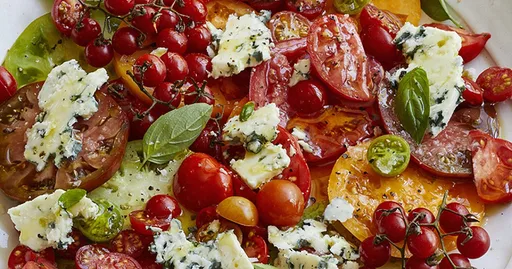Heirloom Tomato and Blue Cheese Salad | Recipes