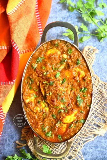 Curry de Huevo Kolhapuri | Receta de Anda Rassa