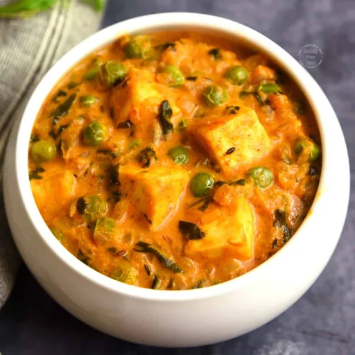 Paneer Methi Matar Malai | Dhaba Style Paneer Methi Matar