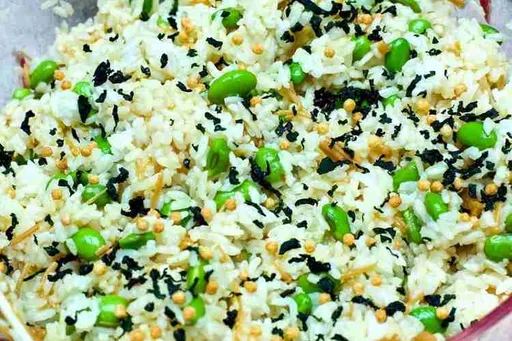 Arroz con edamame y nametake