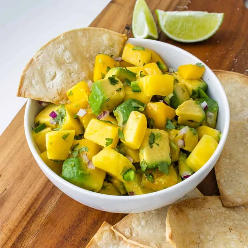 Salsa de mango y aguacate