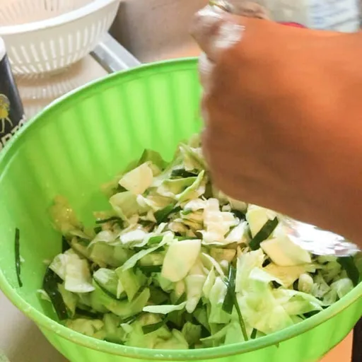 Thai and Lao Som Pak Recipe - Pickled Cabbage