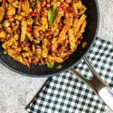 Kering Tempe: Glazed Fried Tempeh (Vegan)