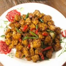Oseng-Oseng Tempe: Stir-Fried Tempe