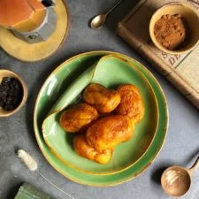 Timus: Fried Sweet Potato Balls (Vegan)