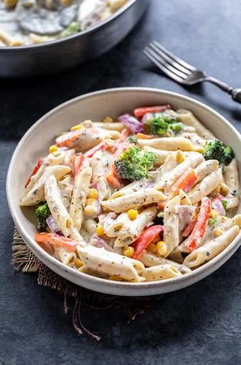 Receta de pasta con salsa blanca (vegetariana)