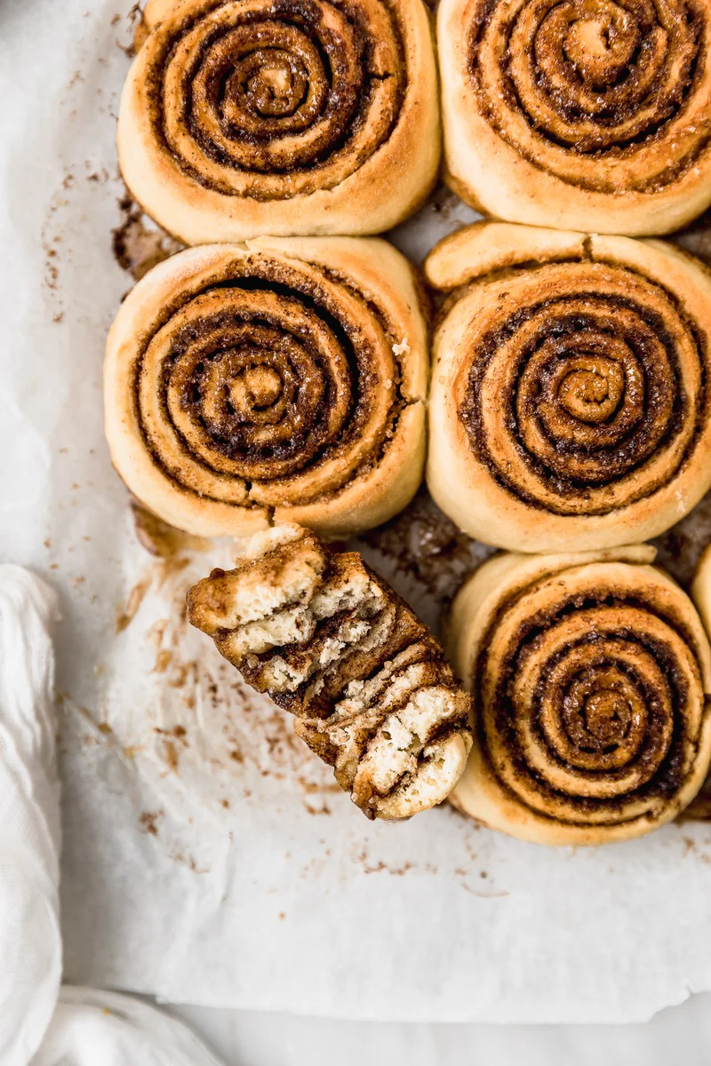 Gooey and Soft Cinnamon Rolls