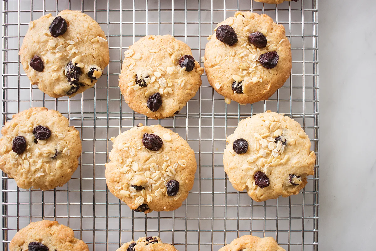 Oatmeal and Raisin Cookies