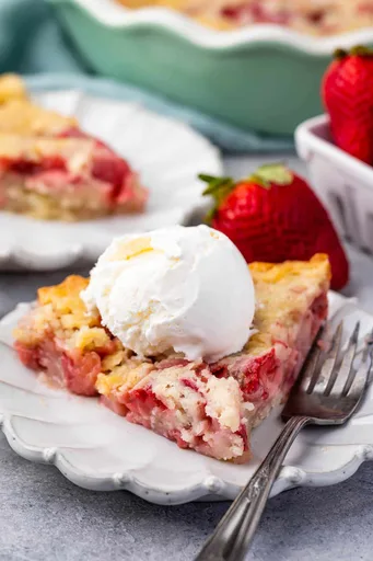 Easy Strawberry Cobbler Recipe