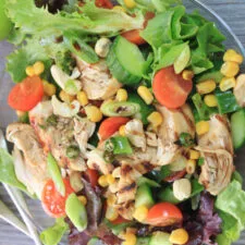 Ensalada de Pollo al Estilo Asiático