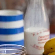 Batido de plátano y mantequilla de cacahuete