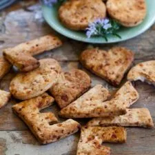 Galletas de Gruyère y Romero