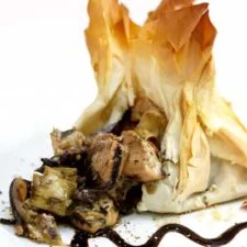 Mediterranean Chicken and Artichoke Parcels