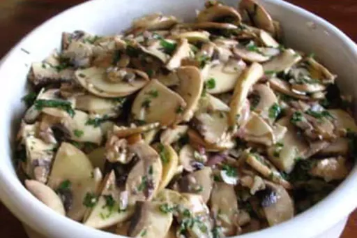 Salade de champignons de Paris