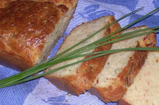 Cake au surimi et à la ciboulette