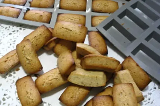 Mini financiers amandes noisettes