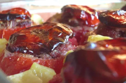 Tomates farcies à la viande et pommes de terre : la recette facile