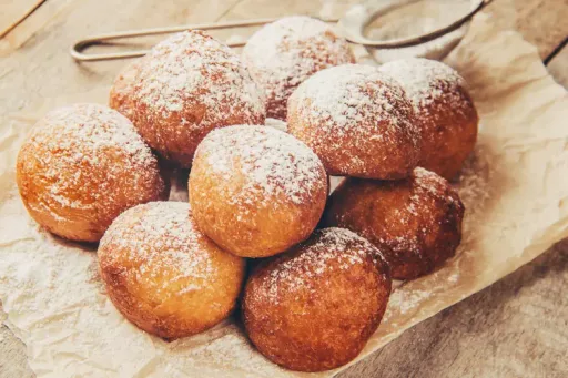 Beignets de carnaval moelleux et gonflés