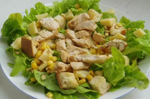 Ensalada campera de pollo