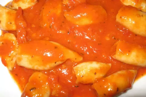 Blancs d'encornets en sauce