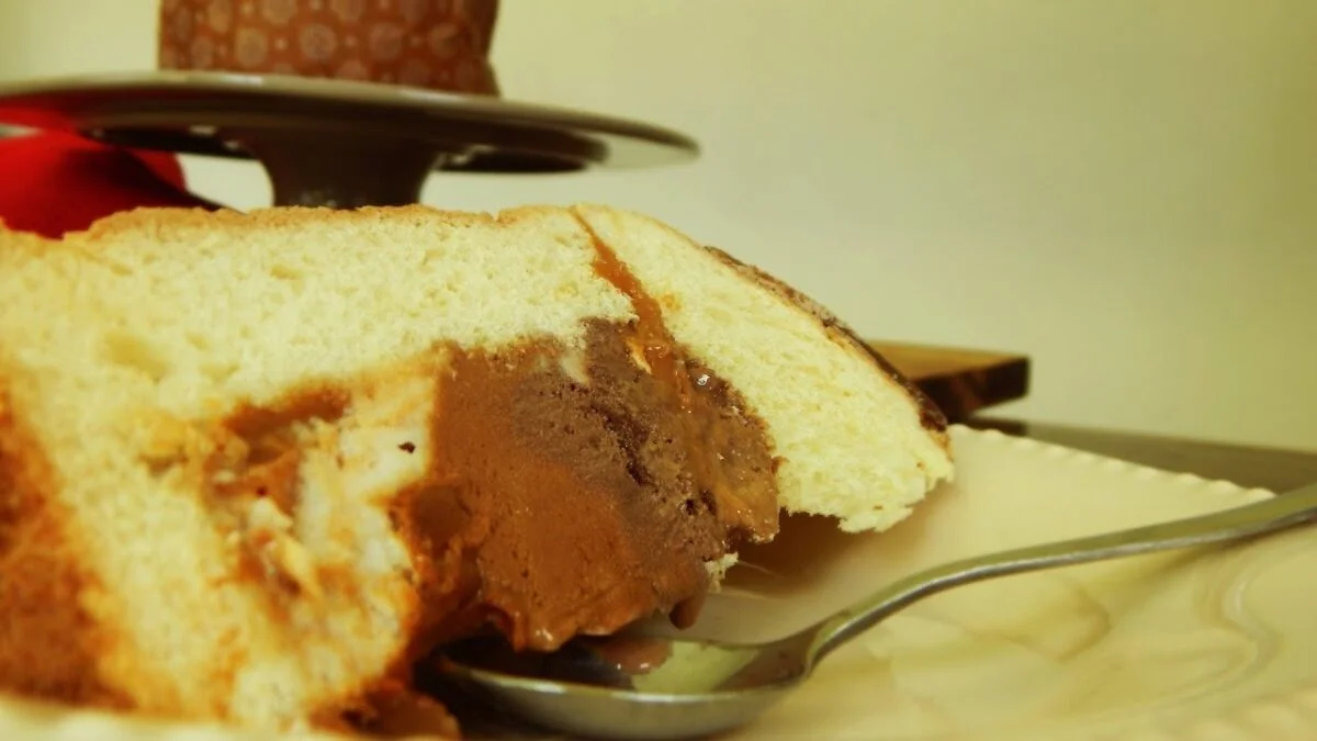 Pan Dulce relleno con Helado y Dulce de Leche
