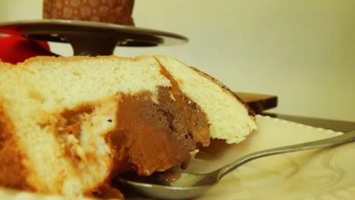 Pan Dulce relleno con Helado y Dulce de Leche