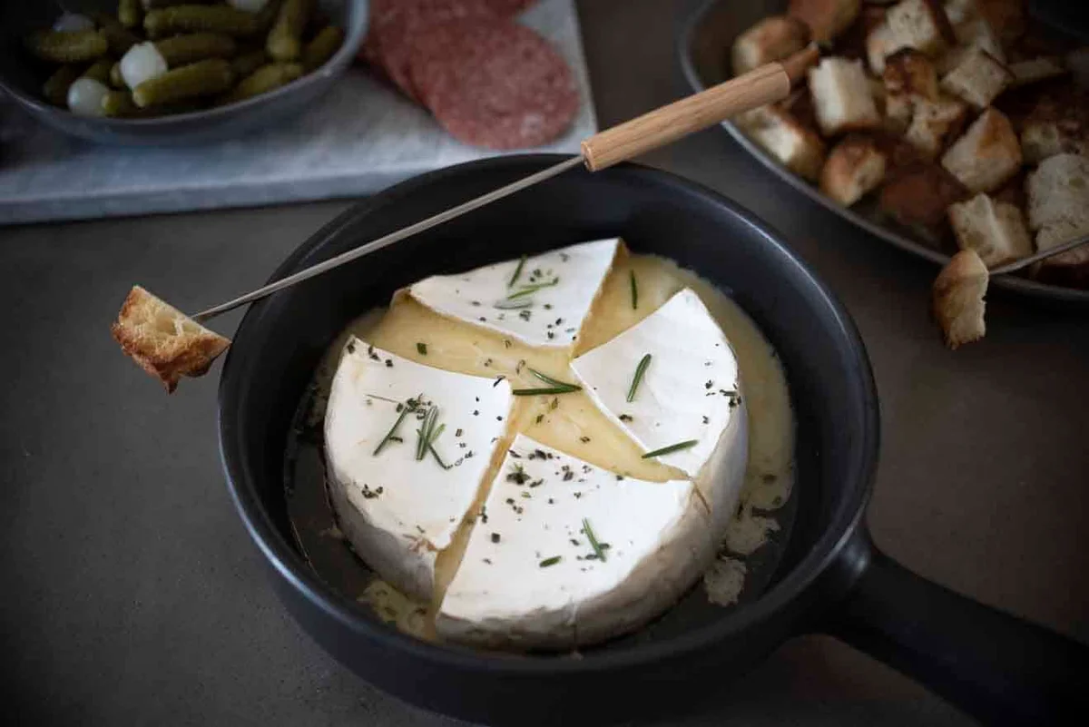 Baked Brie Fondue