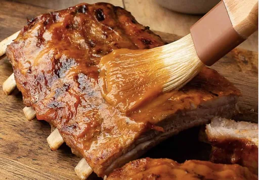 Costillas de cerdo a la barbacoa con mango