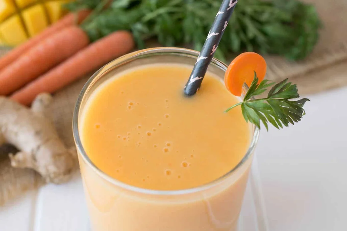 Mango, Carrot & Ginger Smoothie