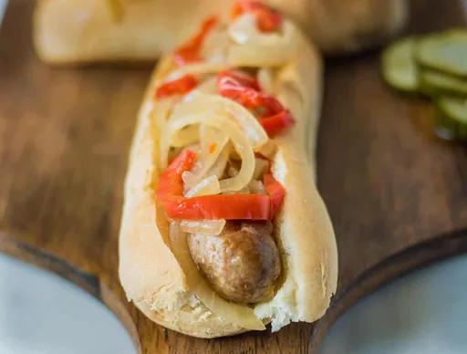 Slow Cooker Beer Bratwurst with Onions and Peppers
