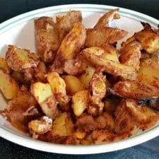 Patatas fritas crujientes al horno sin grasa