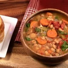 Vegan White Bean Soup