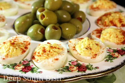 Huevos rellenos tradicionales del sur